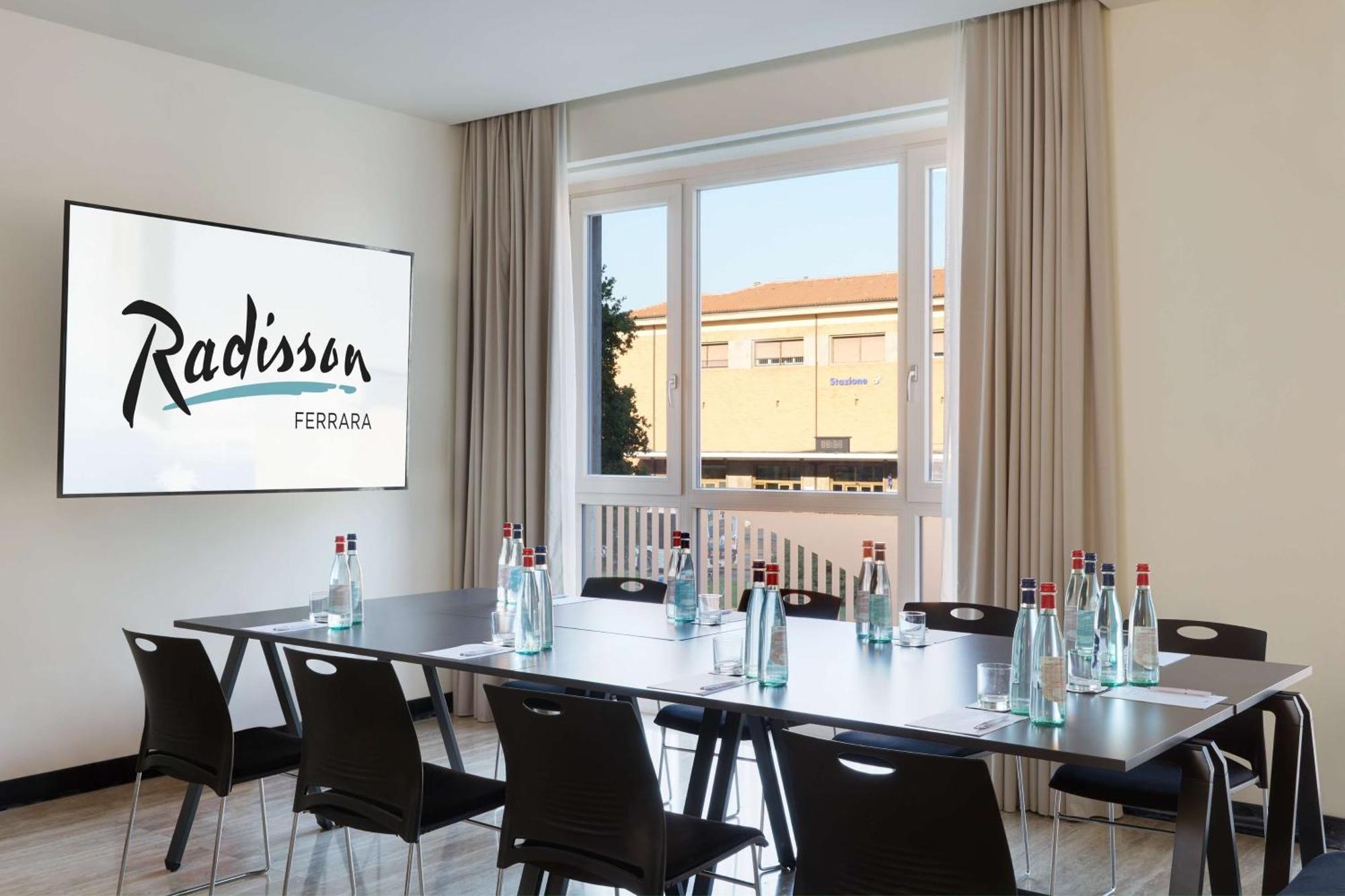 Radisson Hotel فيرّارا المظهر الخارجي الصورة