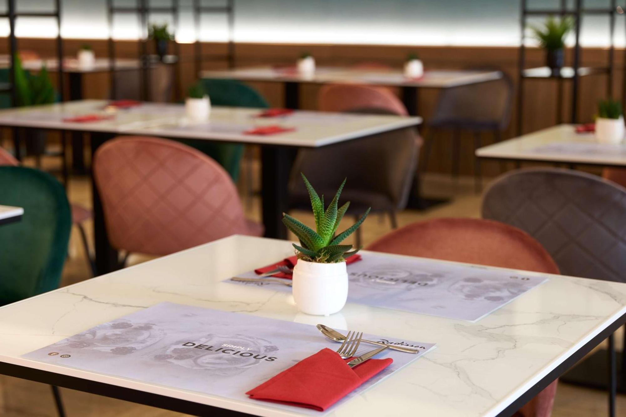 Radisson Hotel فيرّارا المظهر الخارجي الصورة