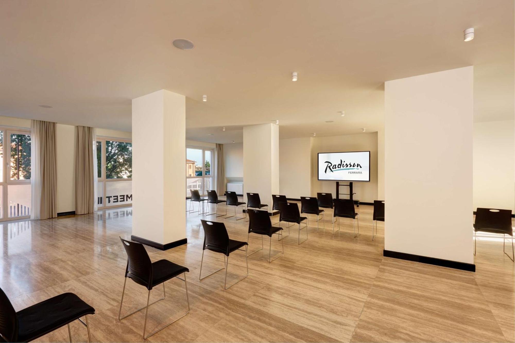 Radisson Hotel فيرّارا المظهر الخارجي الصورة